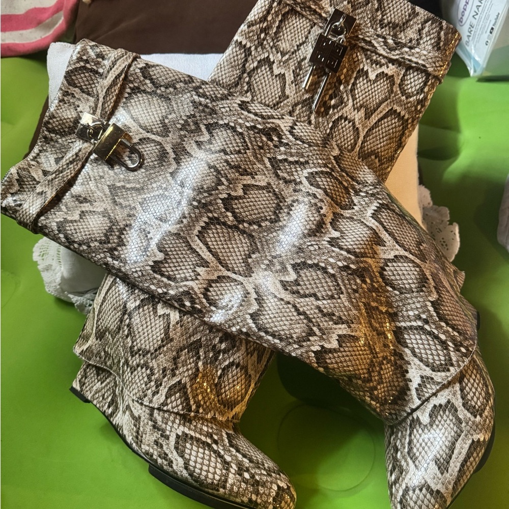 Snakeskin Patterned Boots - image 1
